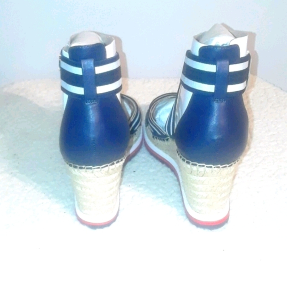 Tommy Hilfiger Wedged Sandals - Picture 4 of 6
